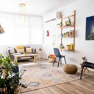 https://santurcia-hostel-bar.greaterantilleshotels.net